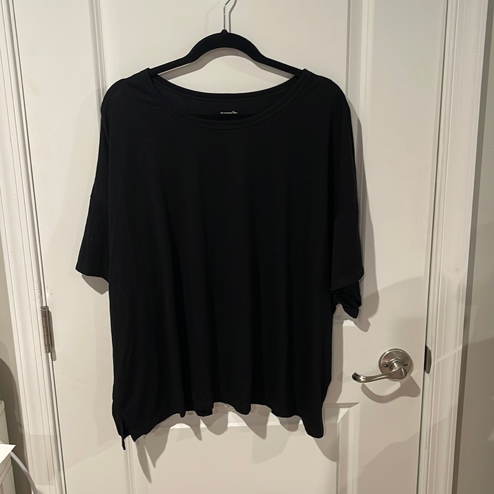 Old Navy Active Ultralite Cropped Shirt